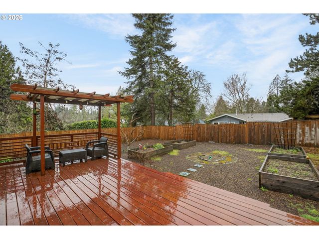 4721 Sw 45TH Ave, Portland, OR 97221