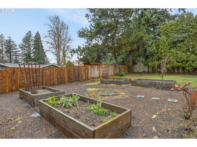 4721 Sw 45TH Ave, Portland, OR 97221