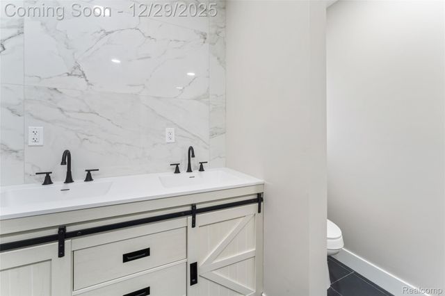 3805 Ziegler Street, Dearborn, MI 48124