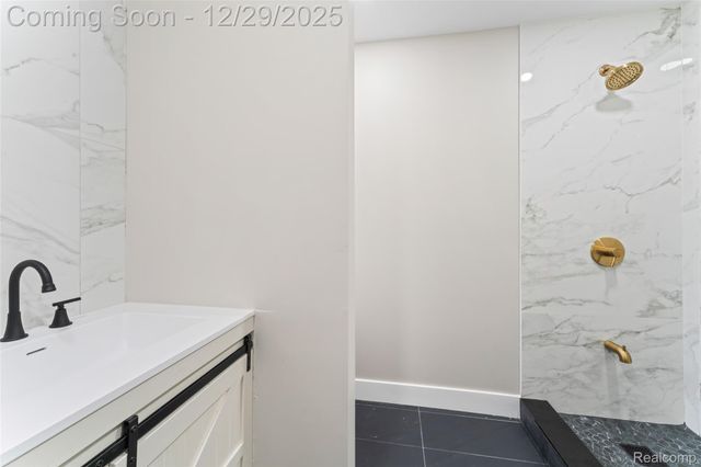 3805 Ziegler Street, Dearborn, MI 48124