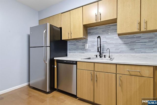 308-310 Passaic Avenue 215, Harrison, NJ 07029