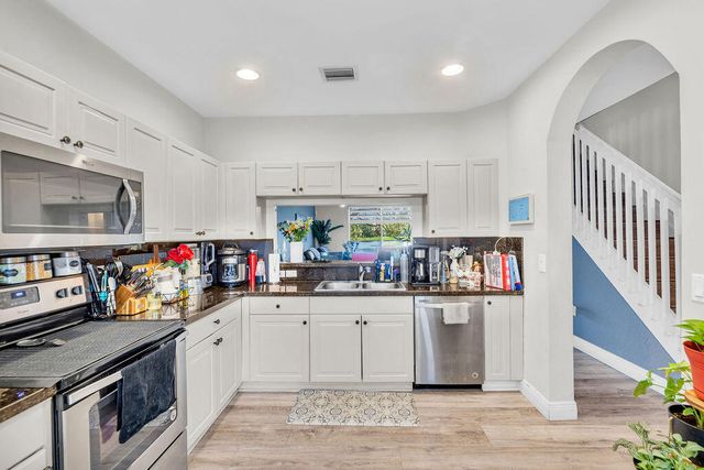 2602 SW 82nd Avenue, Miramar, FL 33025