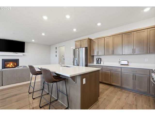 1987 Nw WESSEX St, Mc Minnville, OR 97128
