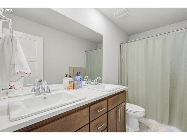 1987 Nw WESSEX St, Mc Minnville, OR 97128
