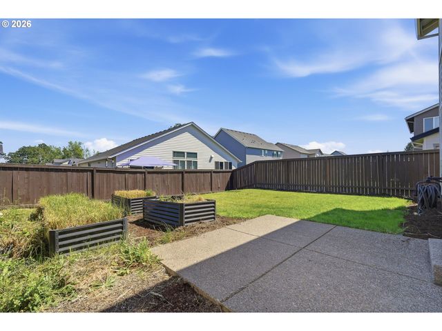1987 Nw WESSEX St, Mc Minnville, OR 97128