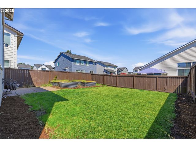 1987 Nw WESSEX St, Mc Minnville, OR 97128