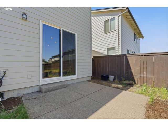 1987 Nw WESSEX St, Mc Minnville, OR 97128