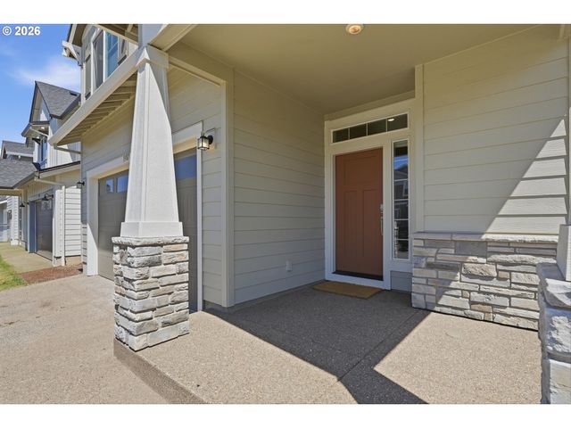 1987 Nw WESSEX St, Mc Minnville, OR 97128