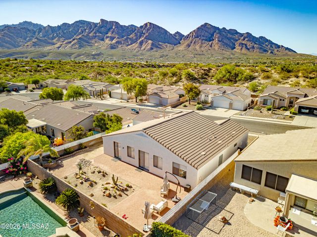446 W Silvertip Road, Tucson, AZ 85737