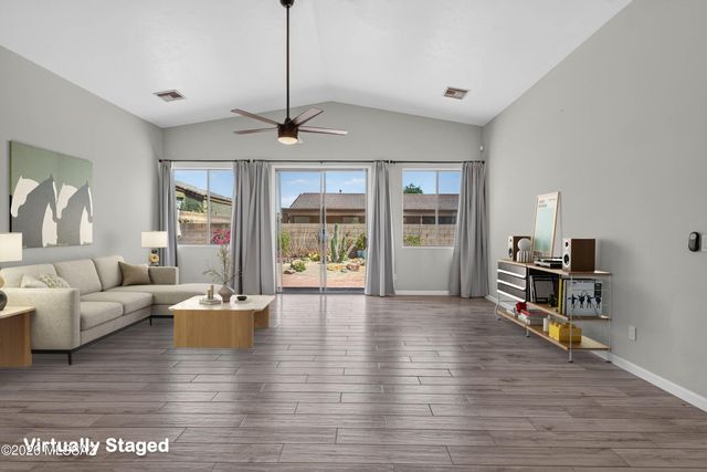446 W Silvertip Road, Tucson, AZ 85737