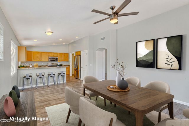 446 W Silvertip Road, Tucson, AZ 85737
