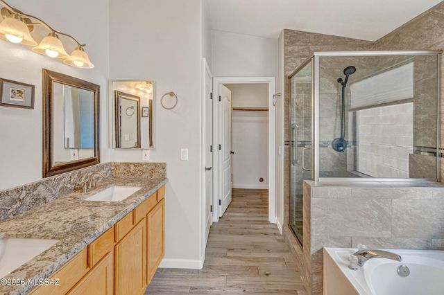 446 W Silvertip Road, Tucson, AZ 85737