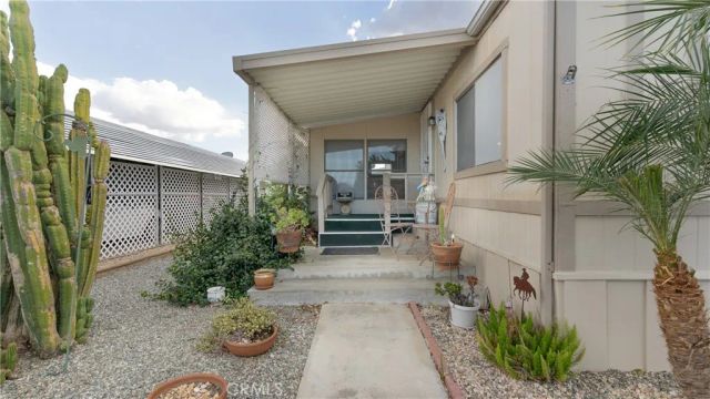 5001 W Florida 224, Hemet, CA 92545