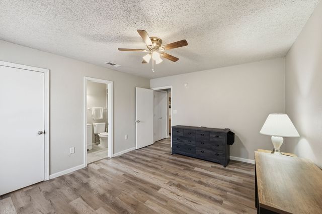 2306 Carol Good Lane, Carrollton, TX 75006