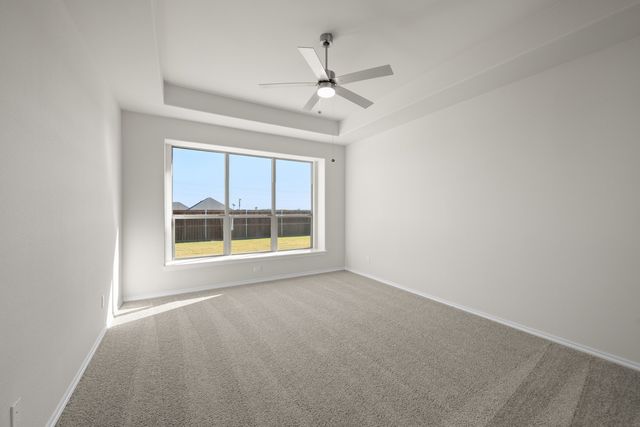 321 Los Llanos Road, Granbury, TX 76048