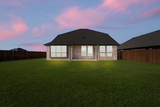 321 Los Llanos Road, Granbury, TX 76048
