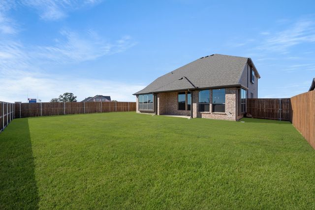 321 Los Llanos Road, Granbury, TX 76048