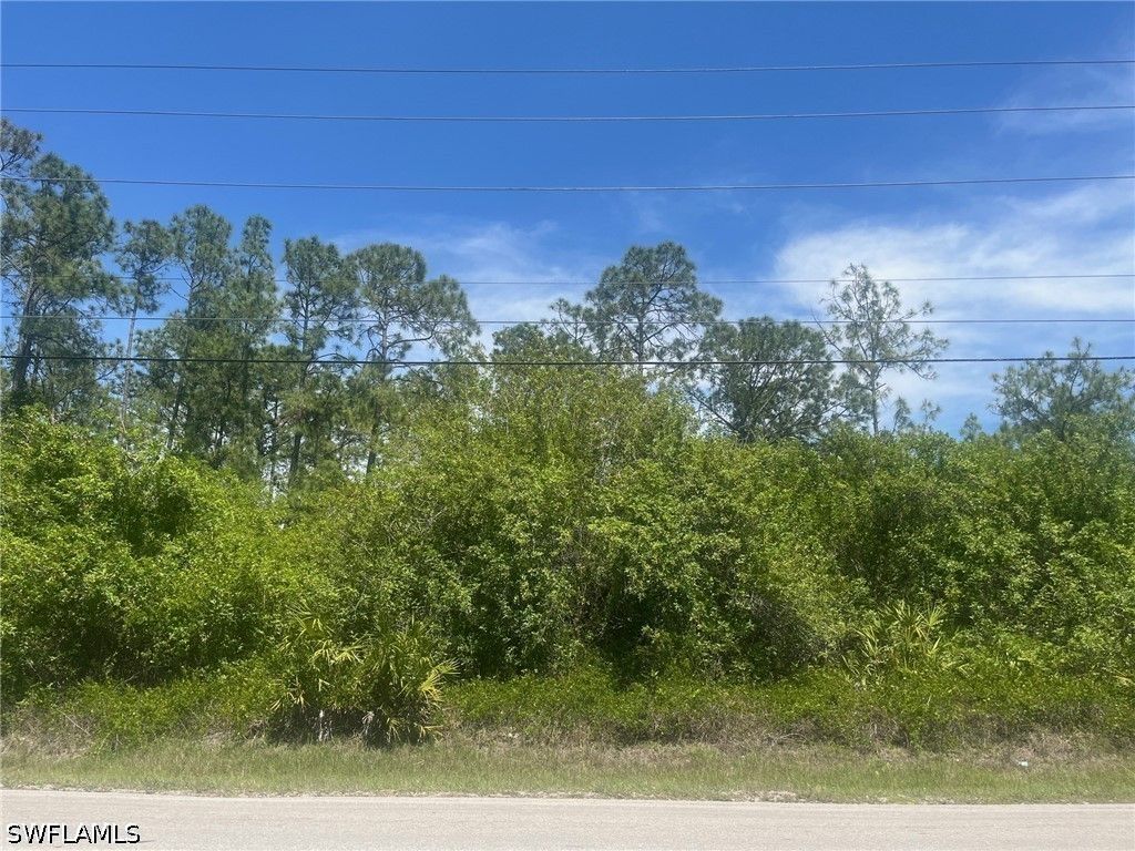 DeSoto BLVD N, Naples, FL 34120