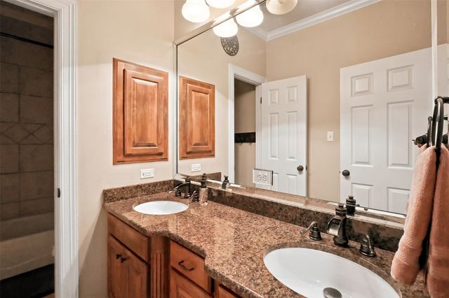605 Fall Winds Circle, Bossier City, LA 71111