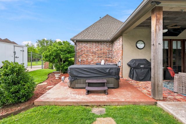 605 Fall Winds Circle, Bossier City, LA 71111
