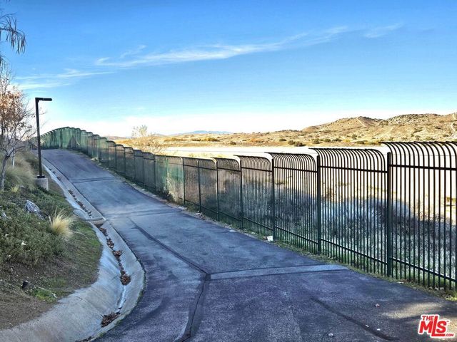 2021 Tangerine Street, Palmdale, CA 93551