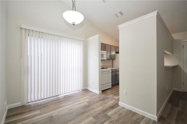 624 Greenlawn BLVD, Round Rock, TX 78664