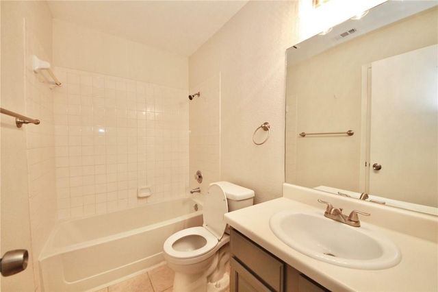 624 Greenlawn BLVD, Round Rock, TX 78664