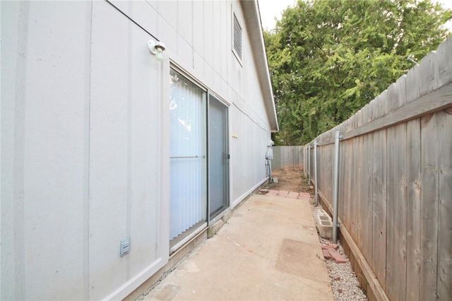 624 Greenlawn BLVD, Round Rock, TX 78664