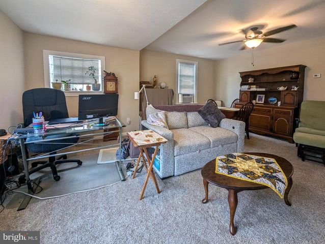 122 EGERTON, Glenside, PA 19038