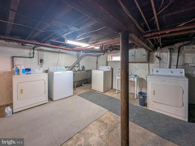 122 EGERTON, Glenside, PA 19038