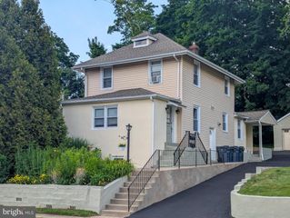 122 EGERTON, Glenside, PA 19038