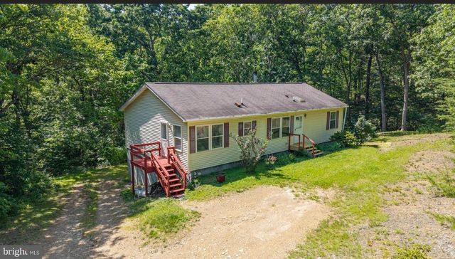 184 WINTER ROAD, Paw Paw, WV 25434
