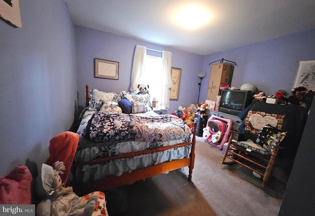 184 WINTER ROAD, Paw Paw, WV 25434