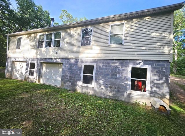 184 WINTER ROAD, Paw Paw, WV 25434