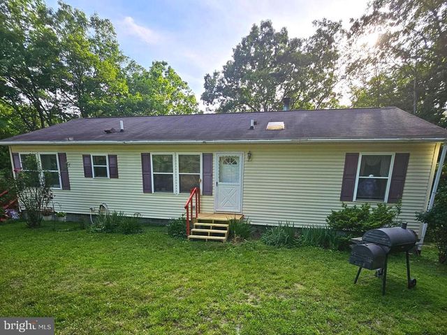 184 WINTER ROAD, Paw Paw, WV 25434