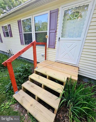 184 WINTER ROAD, Paw Paw, WV 25434