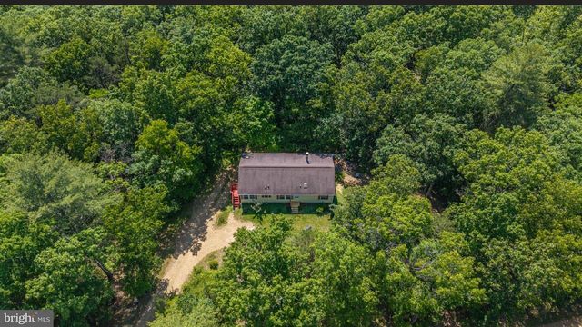 184 WINTER ROAD, Paw Paw, WV 25434