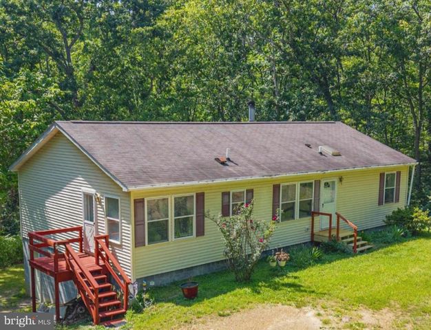 184 WINTER ROAD, Paw Paw, WV 25434