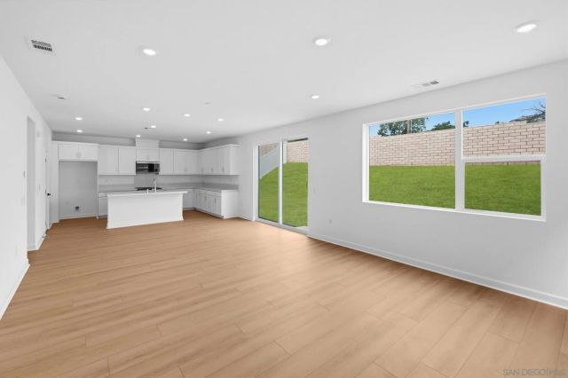 10252 Riverhill Lane, Lakeside, CA 92040