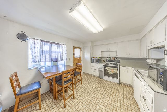 148 W WICKER LN, Bountiful, UT 84010
