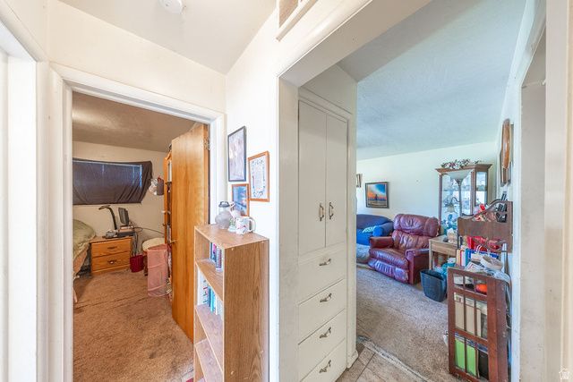 148 W WICKER LN, Bountiful, UT 84010