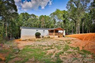 500 White Jenkins Road, Bessemer City, NC 28016