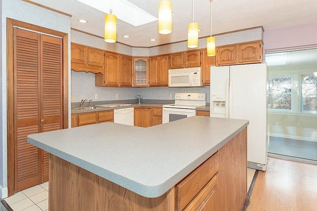 340 Essex St, Saugus, MA 01906