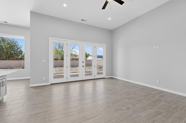 1701 Nancy Lopez Boulevard, Rio Communities, NM 87002