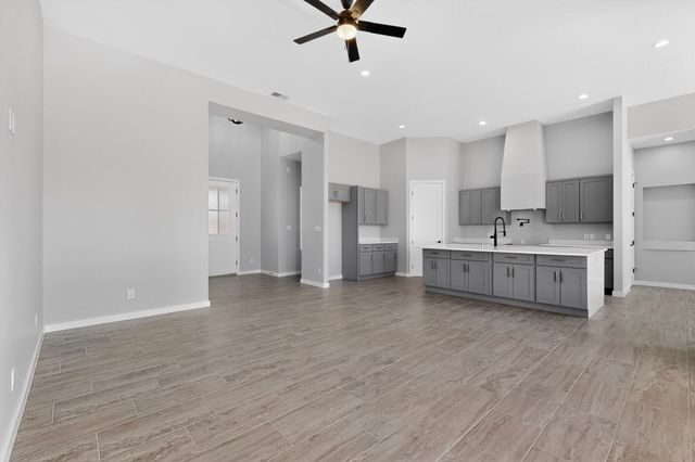 1701 Nancy Lopez Boulevard, Rio Communities, NM 87002