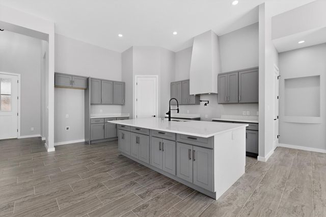 1701 Nancy Lopez Boulevard, Rio Communities, NM 87002