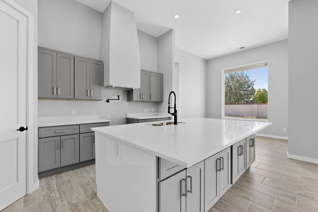 1701 Nancy Lopez Boulevard, Rio Communities, NM 87002