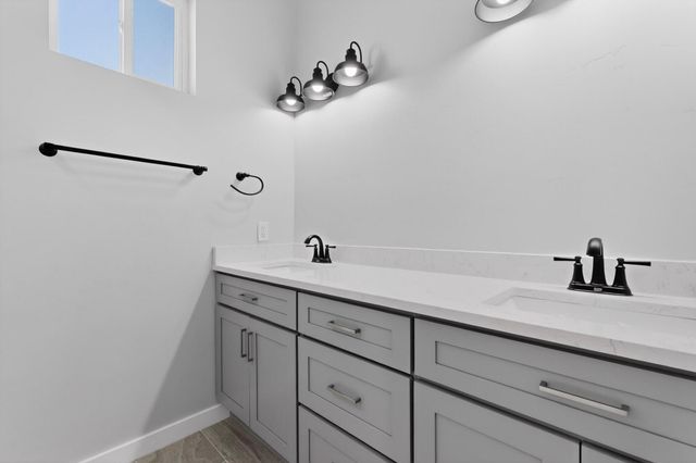 1701 Nancy Lopez Boulevard, Rio Communities, NM 87002