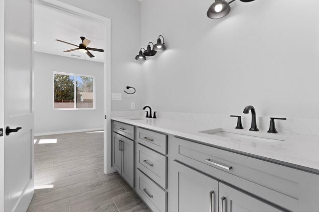 1701 Nancy Lopez Boulevard, Rio Communities, NM 87002