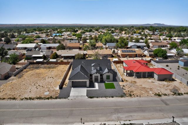 1701 Nancy Lopez Boulevard, Rio Communities, NM 87002